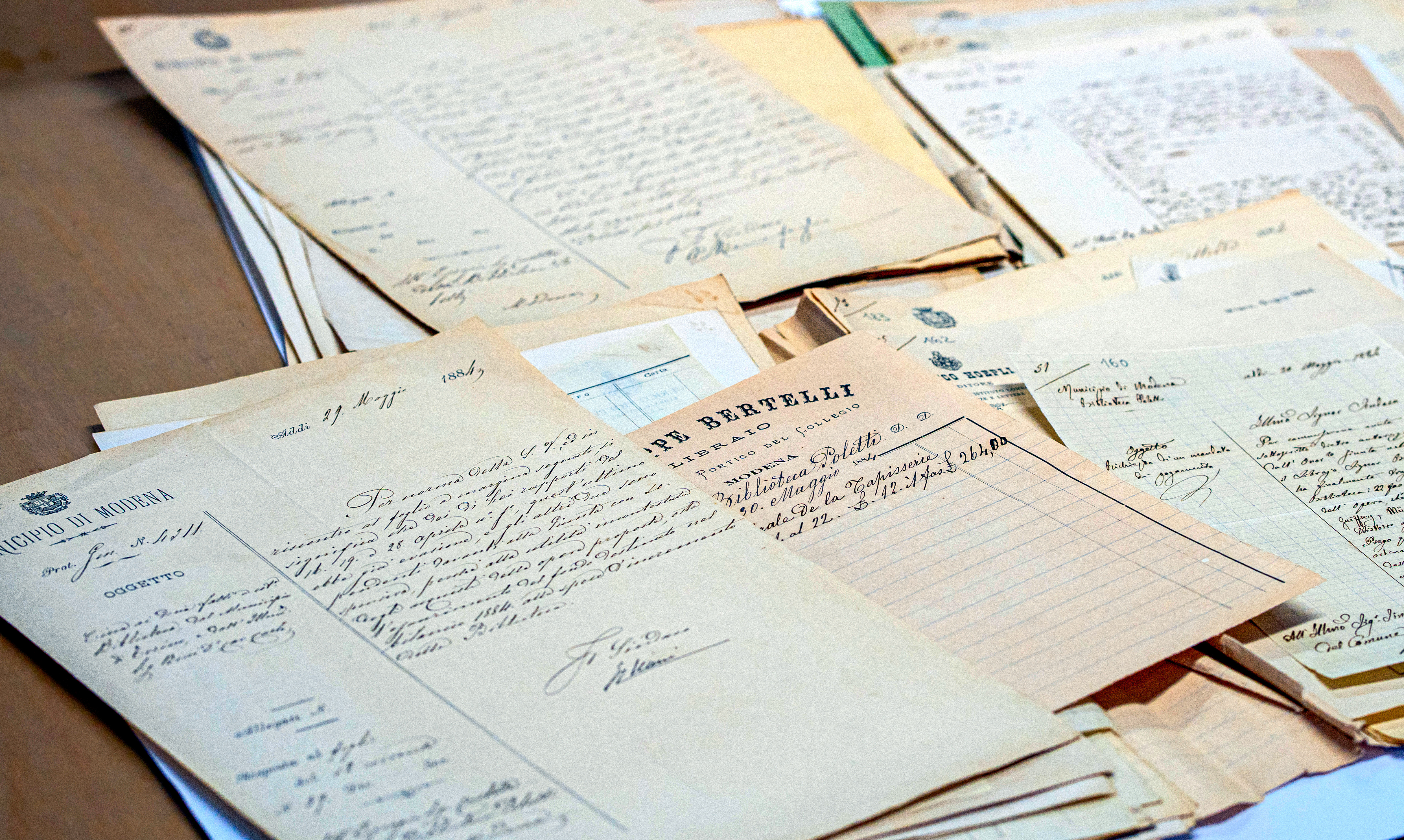 Biblioteca Poletti - Carte dell'archivio